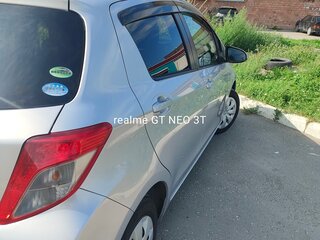 2014 Toyota Vitz III (XP130), серебристый, 810000 рублей, вид 5