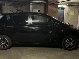 2013 Nissan Leaf (EM57) I (ZE0/AZE0), чёрный, 550000 рублей, вид 2