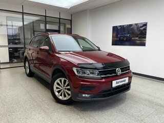 2020 Volkswagen Tiguan II Рестайлинг, красный, 2070000 рублей, вид 3
