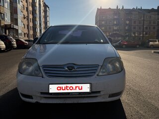 2002 Toyota Corolla IX (E120, E130), белый, 500000 рублей, вид 1