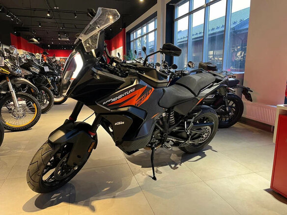 2022 KTM 1290 Super Adventure S, чёрный, 1750000 рублей - вид 8