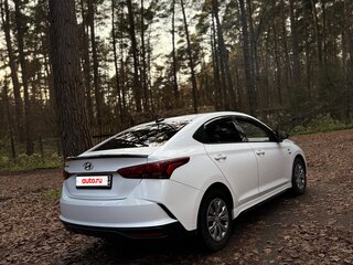 2022 Hyundai Solaris II Рестайлинг, белый, 1200000 рублей, вид 5