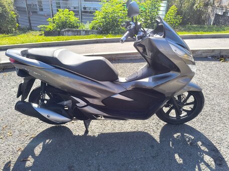 2019 Honda PCX 150, серый, 260000 рублей, вид 5