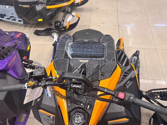 2026 BRP Summit X Expert 850 E-TEC Turbo R, оранжевый, 3190000 рублей - вид 6