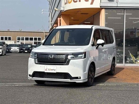 2023 Honda Stepwgn VI, белый - вид 1