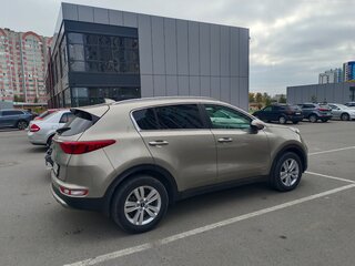 2016 Kia Sportage IV, серебристый, 2500000 рублей, вид 2