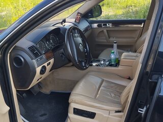 2008 Volkswagen Touareg I Рестайлинг, чёрный, 785000 рублей, вид 4