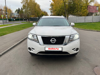 2014 Nissan Pathfinder IV, белый, 2000000 рублей, вид 3