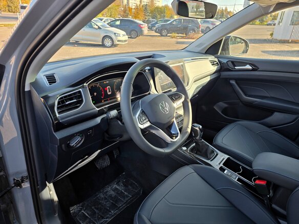 2026 Volkswagen Tharu XR, серый, 3150000 рублей - вид 17