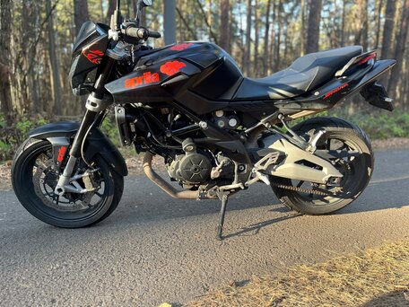 2016 Aprilia SL 750 Shiver, чёрный, 595000 рублей, вид 2