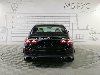 2025 Mercedes-Benz E-Класс 300 VI (W214, S214), чёрный, 11278500 рублей, вид 4