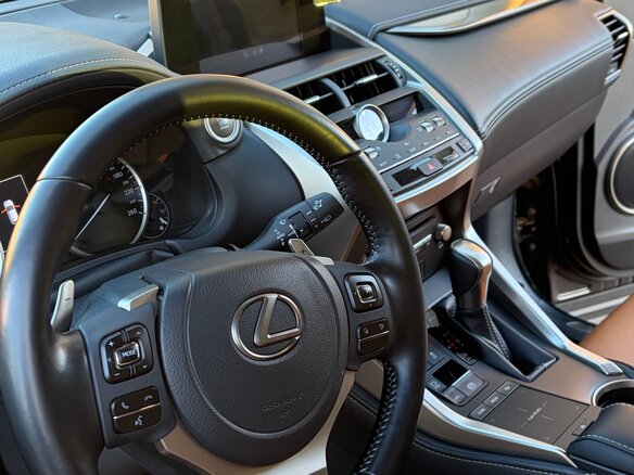 2021 Lexus NX 300 I Рестайлинг, чёрный - вид 6