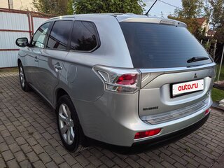 2012 Mitsubishi Outlander III, серебристый, 1200000 рублей, вид 3