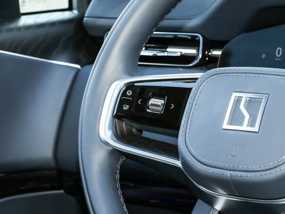 2026 Zeekr 9X 55 kWh (до 3.5 т), чёрный, 12670000 рублей - вид 17