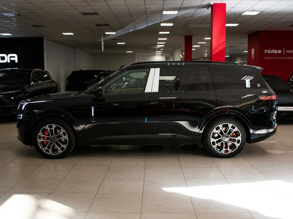 2026 Lynk & Co 900, чёрный, 7850000 рублей - вид 7