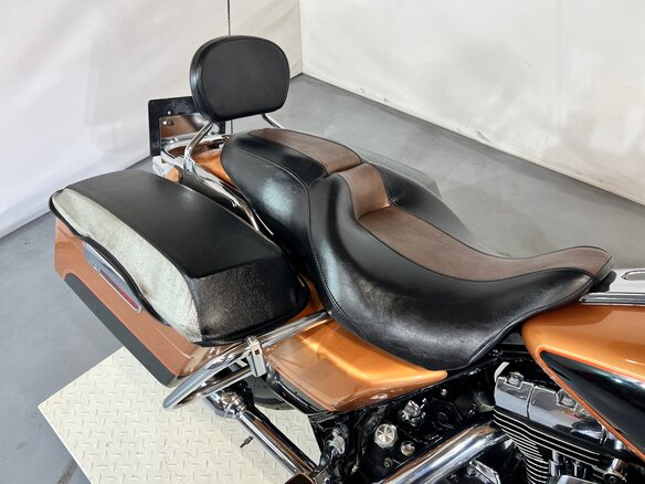 2008 Harley-Davidson Street Glide, оранжевый, 560000 рублей - вид 5