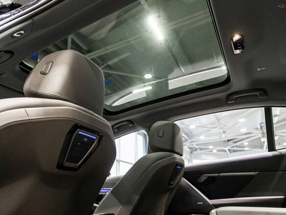 2025 BMW 5 серии Long 530Li xDrive VIII (G60/G61/G68), чёрный, 8400000 рублей - вид 13