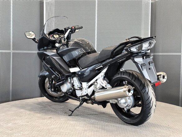 2016 Yamaha FJR1300, серый, 1177000 рублей - вид 5
