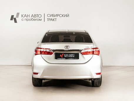 2018 Toyota Corolla XI (E160, E170, E180) Рестайлинг 1, серебристый, 1643200 рублей, вид 3