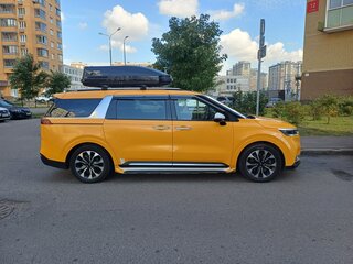 2021 Kia Carnival IV, жёлтый, 2570000 рублей, вид 2