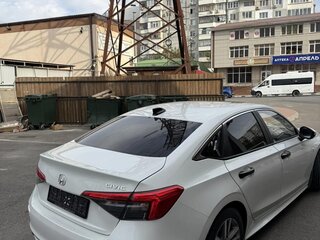 2022 Honda Civic XI, белый, 2070000 рублей, вид 4