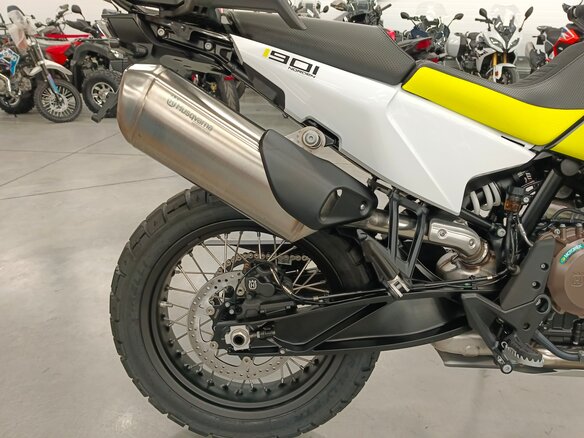 2023 Husqvarna Norden 901, серый, 1490000 рублей - вид 13
