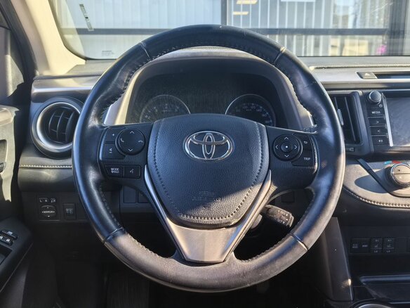 2017 Toyota RAV4 IV (XA40) Рестайлинг, коричневый - вид 14