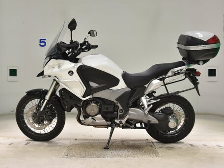 2012 Honda VFR 1200X (Crosstourer), белый, 1000000 рублей, вид 5