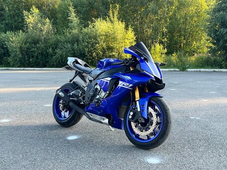 2015 Yamaha YZF-R1, синий, 1250000 рублей, вид 3