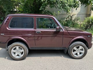 1997 Lada (ВАЗ) 2121 (4x4) I Рестайлинг, красный, 360000 рублей, вид 3