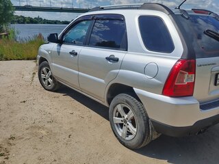 2009 Kia Sportage II Рестайлинг, серый, 600000 рублей, вид 4