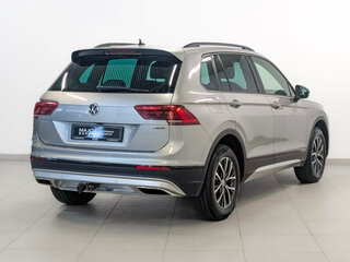 2019 Volkswagen Tiguan II, серебристый, 2190000 рублей, вид 5