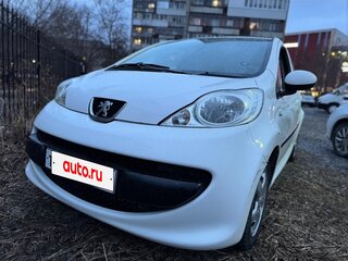 2008 Peugeot 107 I, белый, 369000 рублей, вид 1