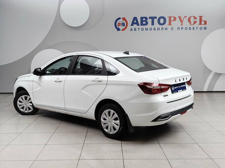 2024 Lada (ВАЗ) Vesta I Рестайлинг (NG), белый, 1184000 рублей, вид 2