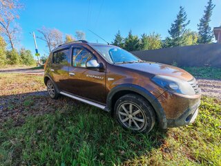2014 Renault Sandero Stepway I, коричневый, 650000 рублей, вид 3