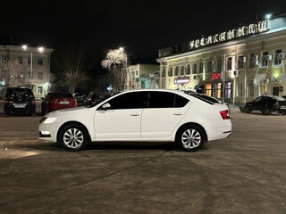 2018 Skoda Octavia III (A7) Рестайлинг, белый, 1350000 рублей, вид 5