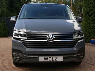 2022 Volkswagen Multivan T6 Рестайлинг, серый, 4850007 рублей, вид 2