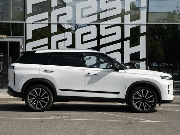 2024 Jaecoo J7 I, белый, 2350000 рублей - вид 4