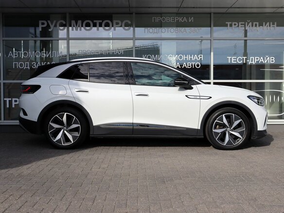 2023 Volkswagen ID.4 Crozz, белый, 3400000 рублей - вид 4