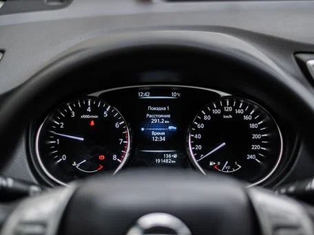 2015 Nissan X-Trail III, чёрный, 1377000 рублей, вид 5