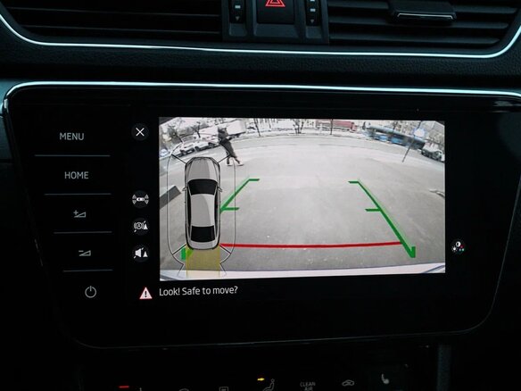2023 Skoda Superb III Рестайлинг, серебристый, 2390000 рублей - вид 13