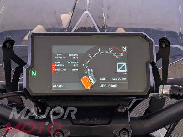 2022 KTM 390 Duke, чёрный - вид 8