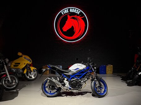 2019 Suzuki SV 650, белый, 535000 рублей, вид 1