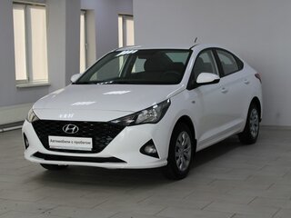 2021 Hyundai Solaris II Рестайлинг, белый, 1559900 рублей, вид 3