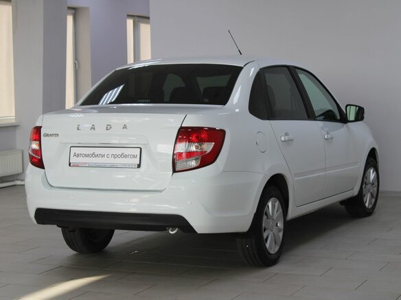 2024 Lada (ВАЗ) Granta I Рестайлинг, белый, 804900 рублей - вид 5