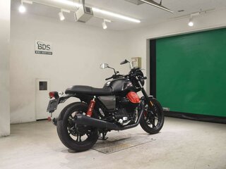 2018 Moto Guzzi V 7 III, чёрный, 645000 рублей, вид 5