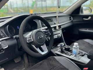 2019 Kia Optima IV Рестайлинг, белый, 1020000 рублей, вид 5