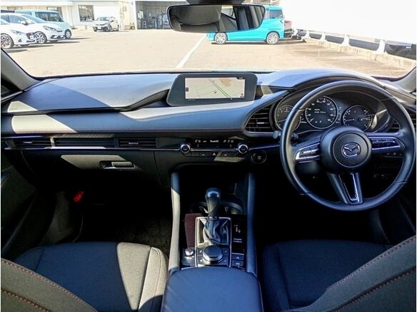 2022 Mazda 3 IV (BP), серебристый, 1425000 рублей - вид 6