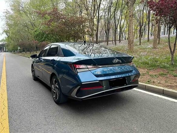 2023 Hyundai Elantra VII (CN7) Рестайлинг, синий, 1176000 рублей - вид 5