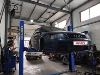 1997 Audi A6 II (C5), синий, 550000 рублей, вид 1